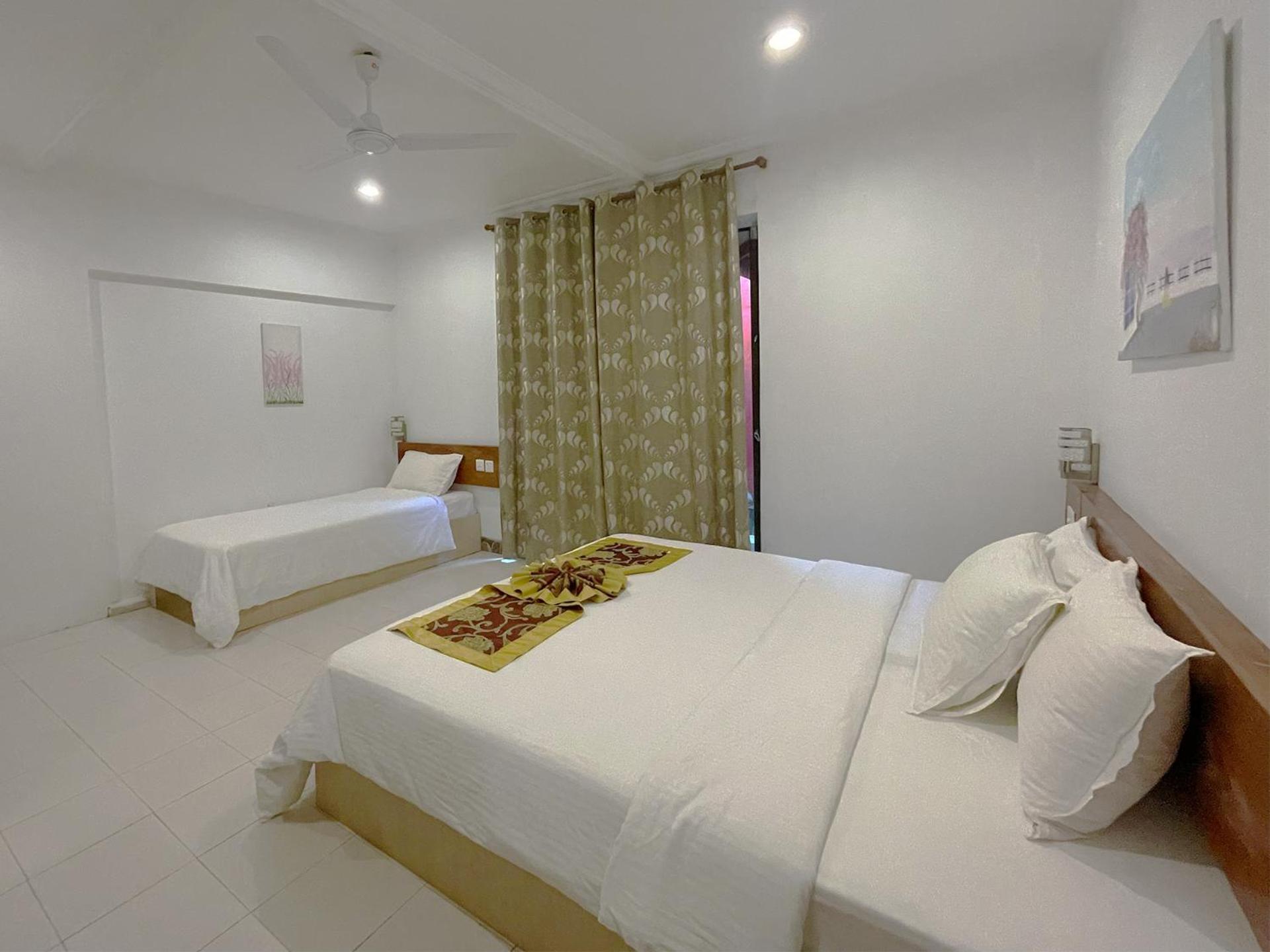 Paradise Retreat, 3* مافوشي
