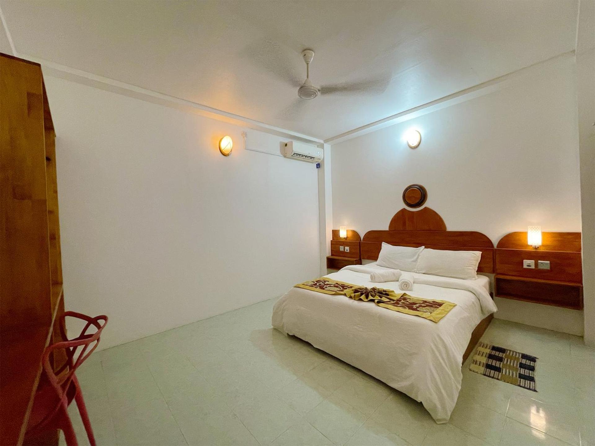Paradise Retreat, مافوشي